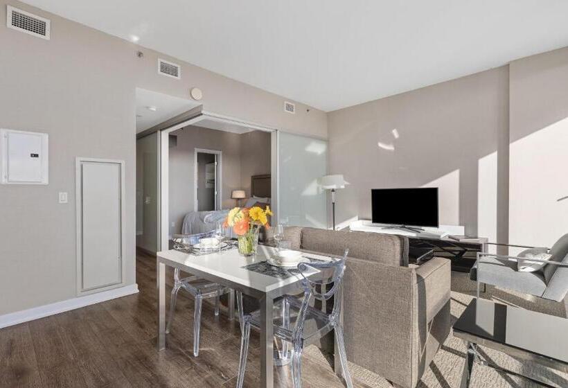 آپارتمان سوپریور 1 خوابه, Soho Residences Lisgar