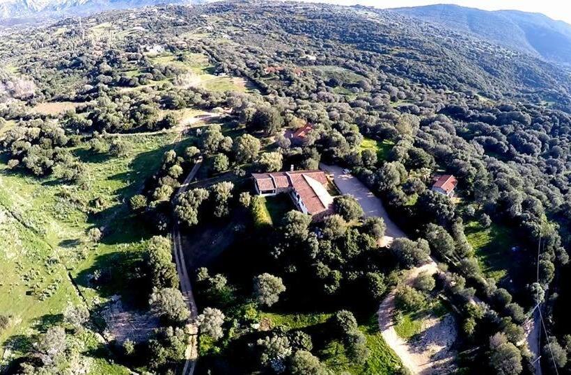 Полулюкс Вид на Сад, Agriturismo Sa Mendhula