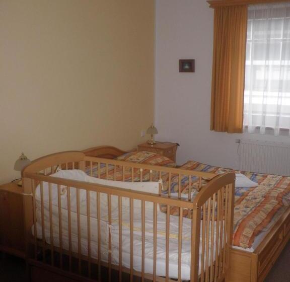 Стандартный Номер Кровать Кинг, Harrachovská Hacienda