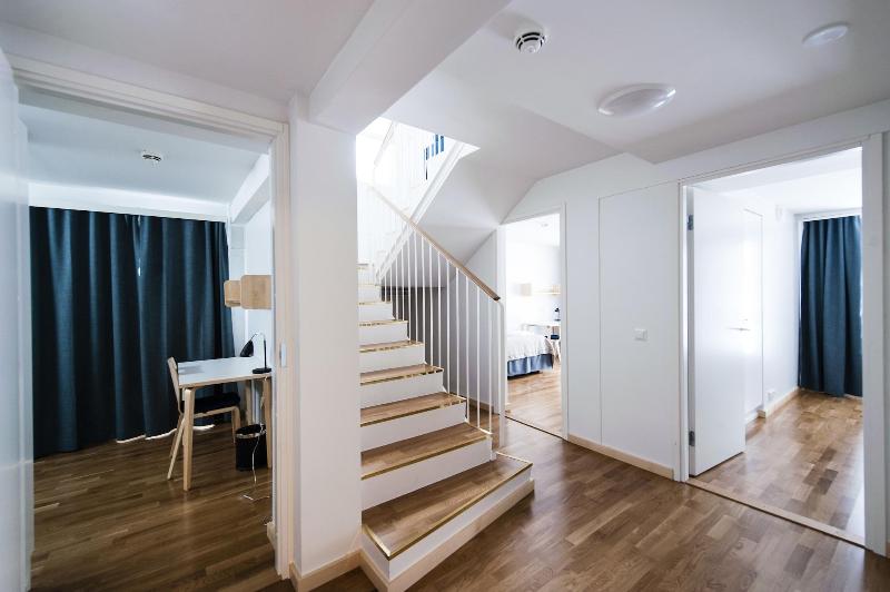 Casa 4 Quartos, Töölö Towers