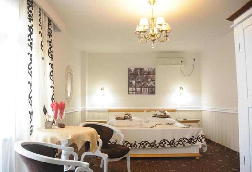 Номер Deluxe, Pensiunea Casa Simoni