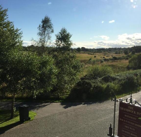 חדר סטנדרט לשלושה, The Shandwick Inn
