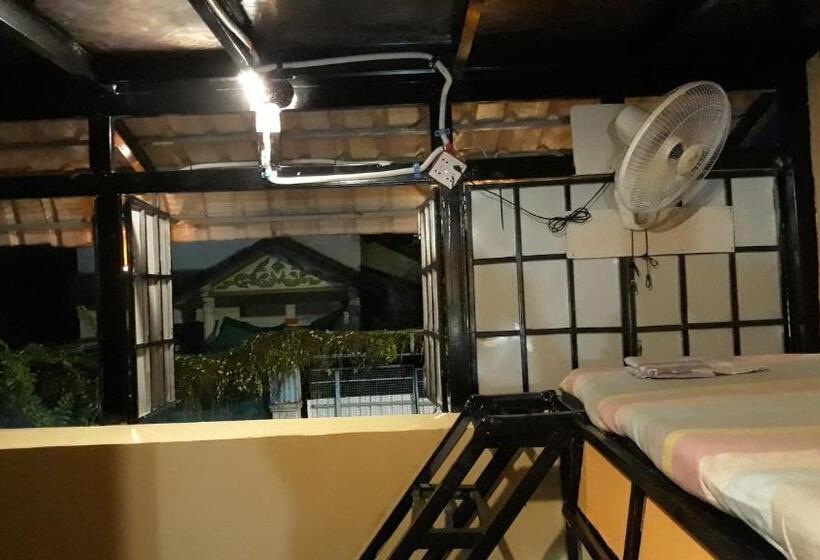 Кровать в Общей Комнате, Vanny's Peaceful Guesthouse
