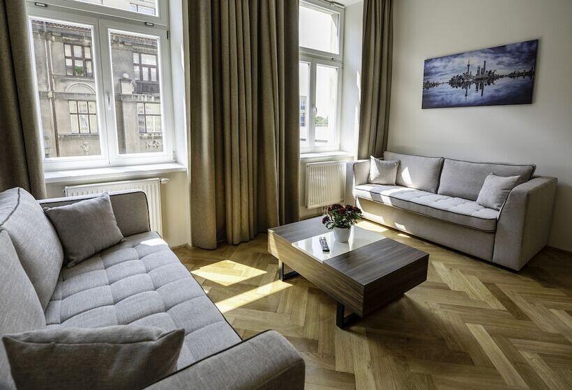 Suíte Executivo, Letna Garden Suites