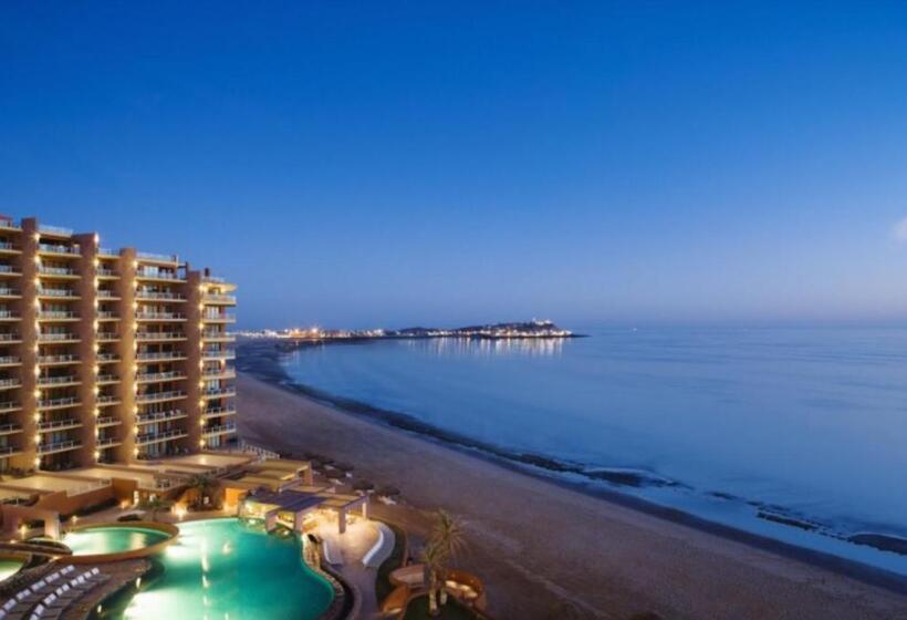 침실 3개 아파트, 3 Br Condo Available In Las Palomas Sandy Beach