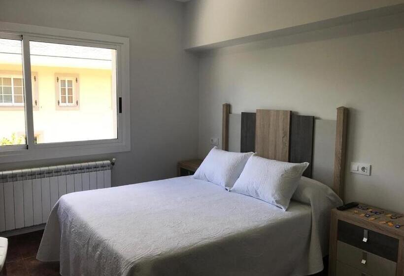 Quarto Estandar para Deficientes Físicos, Pensión Che