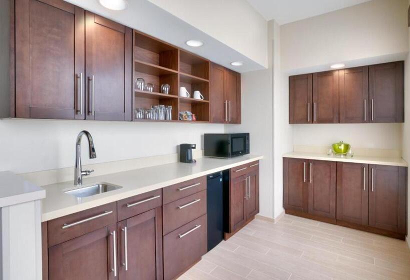 Люкс Кровать Кинг, Hyatt Place Anchorage Midtown