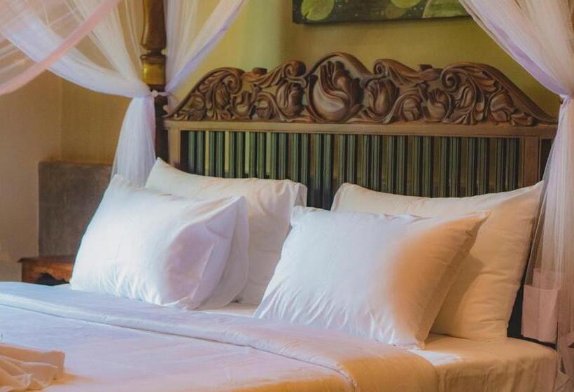带阳台的豪华间, Ayur Ayur Resort & Ayurveda Retreat
