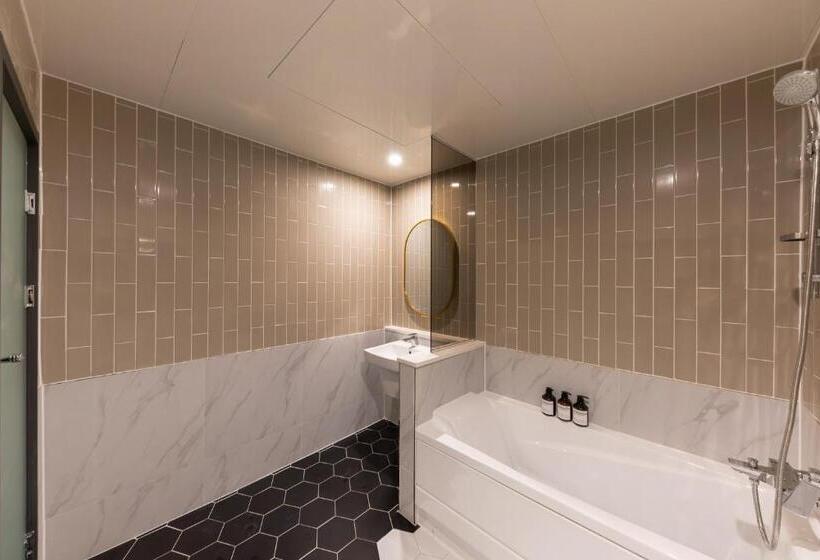 Номер Deluxe, Brown Dot Hotel Seong Seo