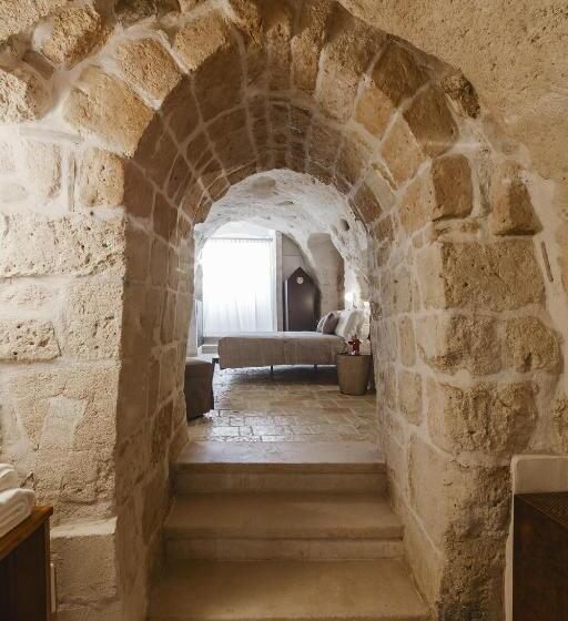 带按摩浴盆的套房, Cenobio Hotel & Spa Matera