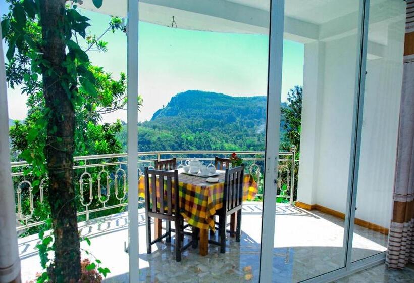 Quarto Familiar, Ella View