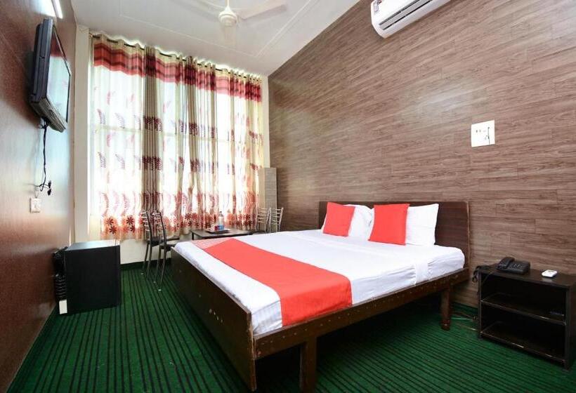 三人经典房间, Oyo 33024 Urban Guest House