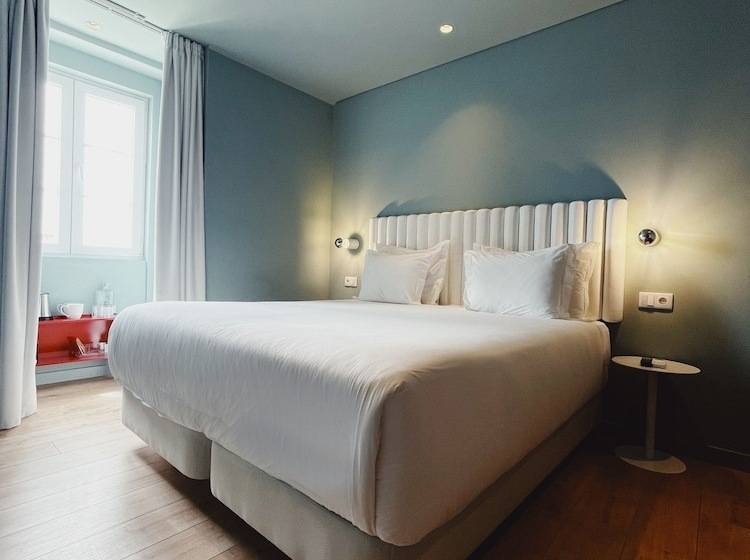 اتاق سوپریور با چشم‌انداز شهر, Esqina Cosmopolitan Lodge