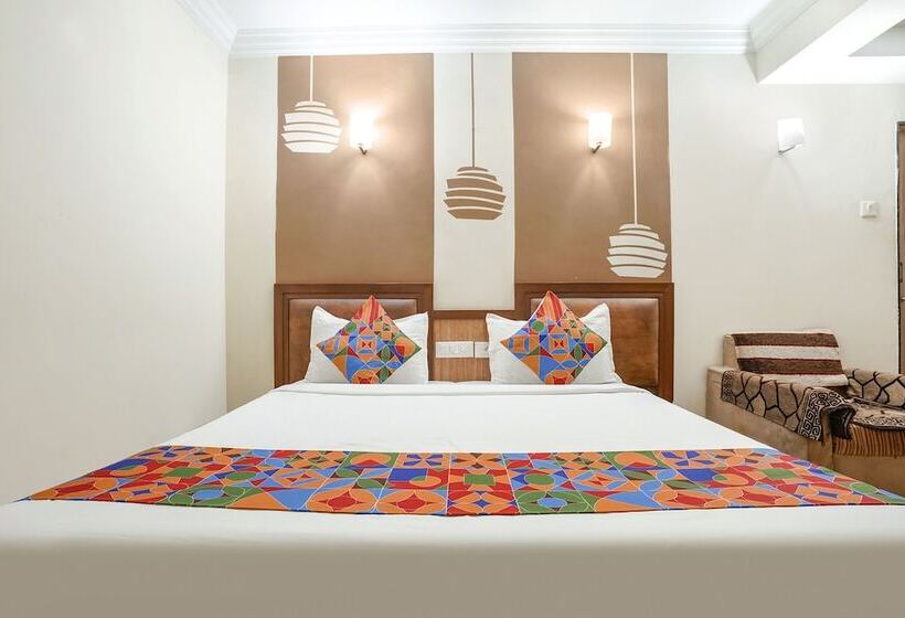 Номер Deluxe, Fabhotel Shanti Sadan