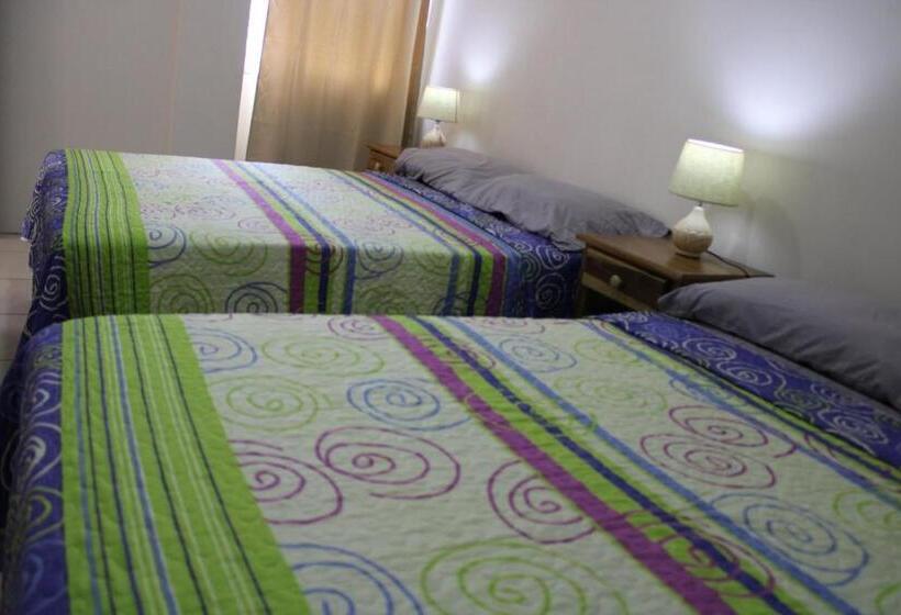 اتاق استاندارد با سرویس بهداشتی مشترک, Hostal Libertad