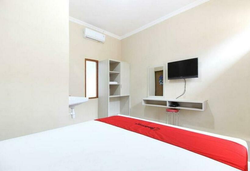 Номер Стандарт, Reddoorz Near Balekambang City Park