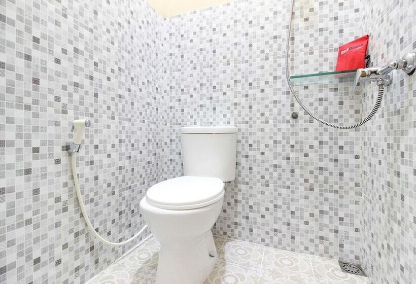 Номер Стандарт, Reddoorz Near Balekambang City Park