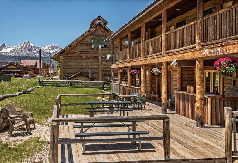 스탠다드 룸, Stanley High Country Inn