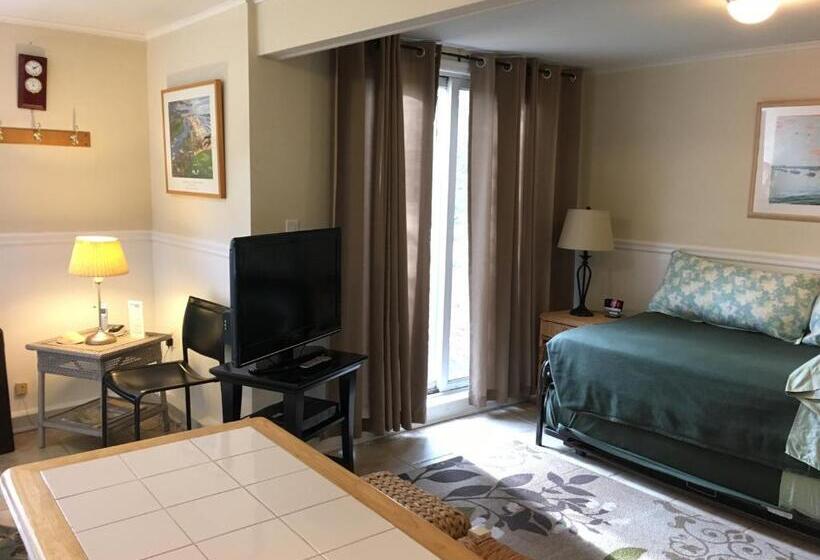 スイート, Westhampton Seabreeze Motel