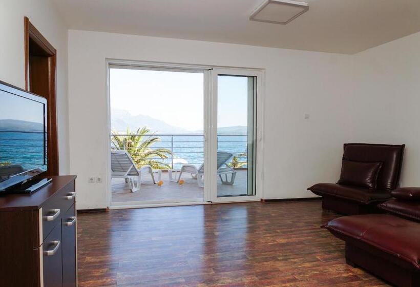 آپارتمان لوکس 1 خوابه, Apart Hotel Apple Cat Montenegro Ko Bijela