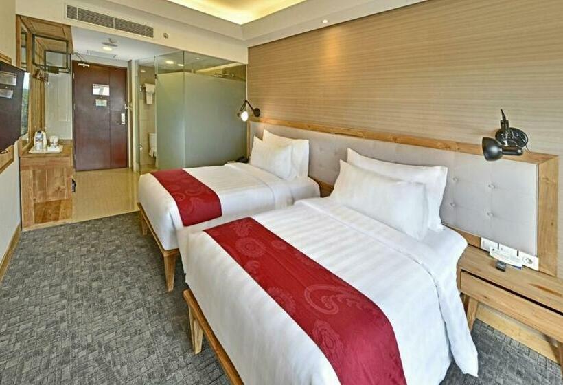 اتاق لوکس, Famvida Hotel Lubuklinggau