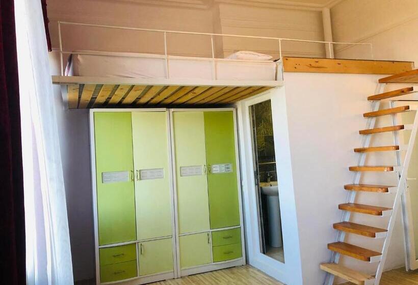 سوییت خانوادگی, Bis A Guesthouse