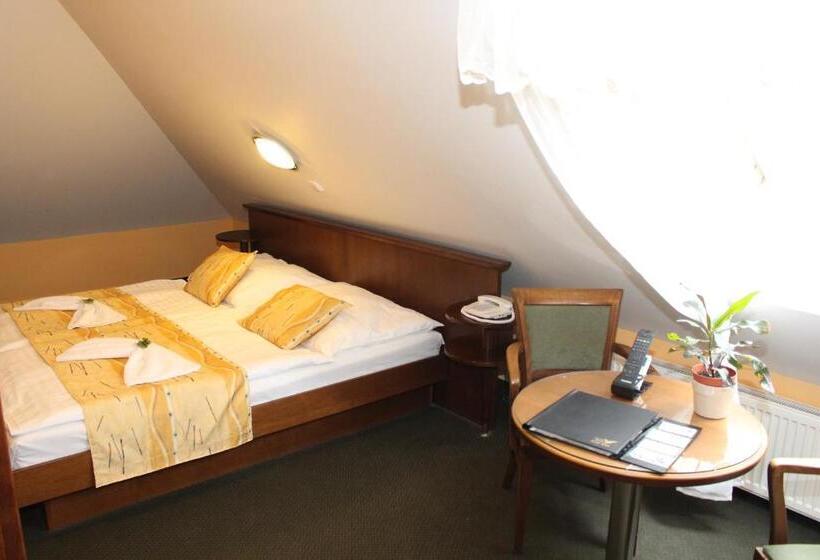 آپارتمان 1 خوابه, Zámecký Hotel Zlatý Orel