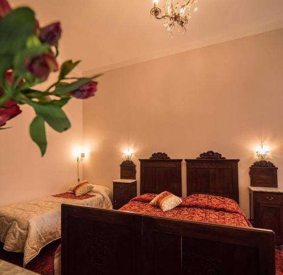 Quarto Triplo Estandar, B&b Sweet Home