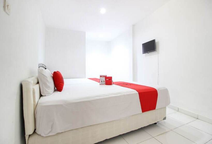 Семейный Номер, Reddoorz Near Rs Sarjito Yogyakarta 2