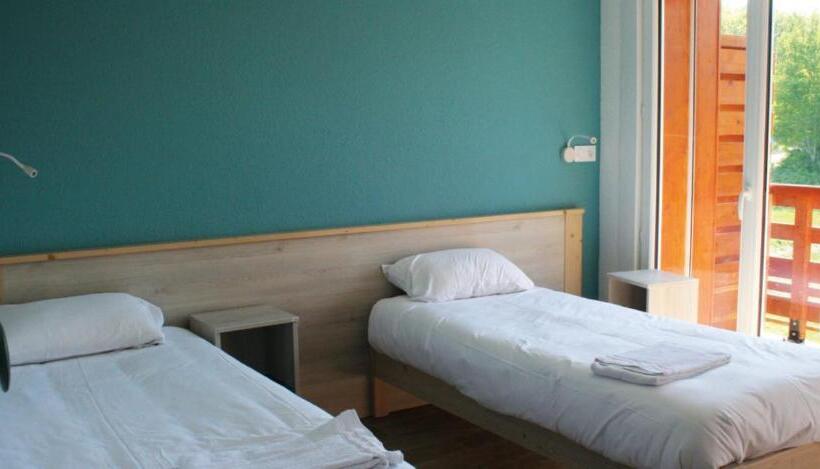 Семейный Номер, Domaine De Maravant   Centre De Vacances
