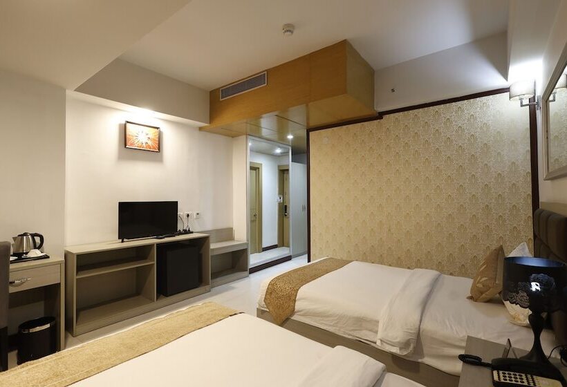 חדר דלוקס, Aristocrat Hotel, New Town, Kolkata