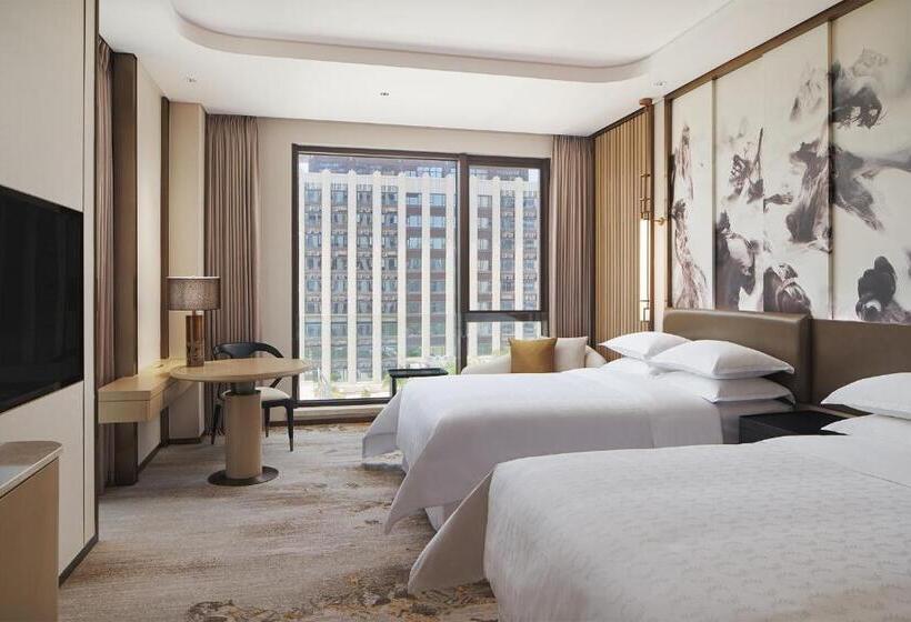 Номер Клуб, Sheraton Yunfu Xinxing