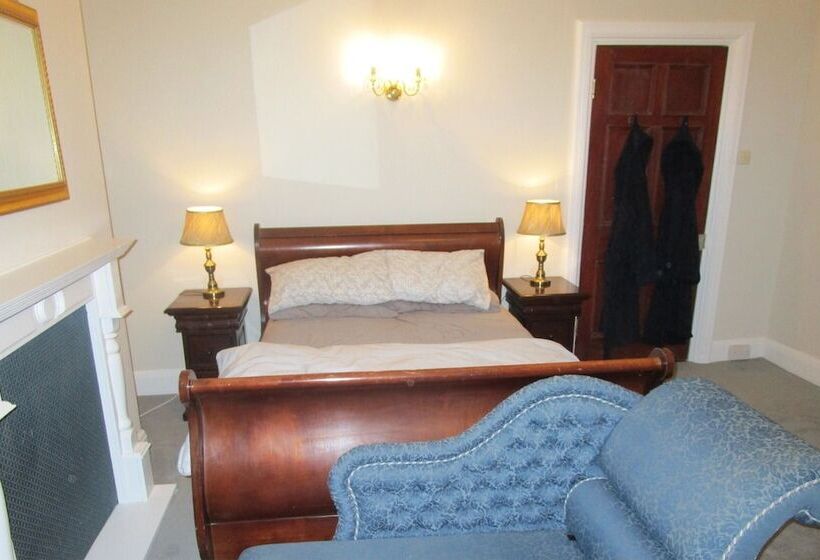 Номер Стандарт, Brass Castle Country House Accommodation