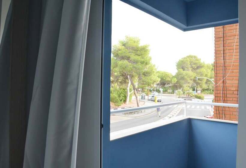 غرفة قياسية ثلاثية, You & Co. Saler Beach Boutique