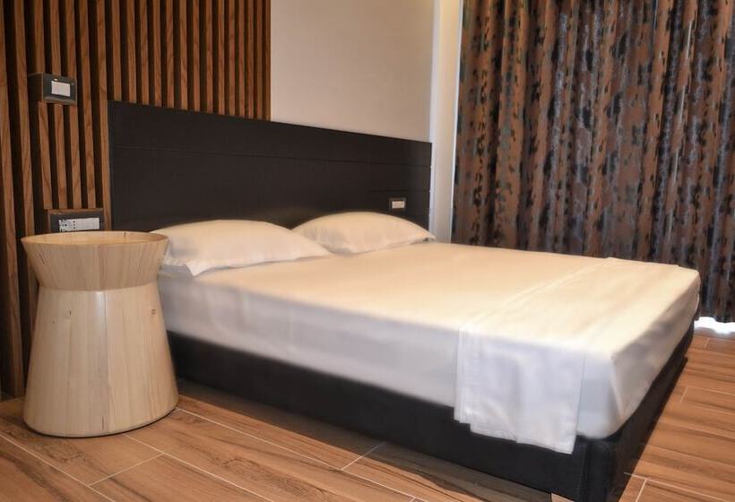 패밀리 룸, Inada Hotel Ksamil