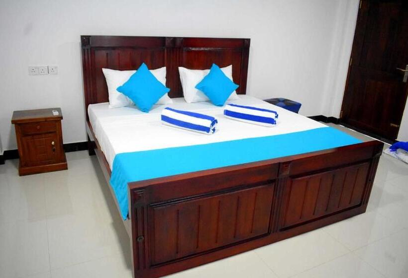 Номер Deluxe, Lake Front Yala Safari