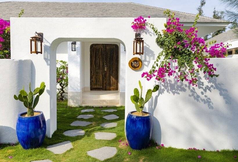 ویلای 1 خوابه با چشم‌انداز دریا, Stelia Beach Resort
