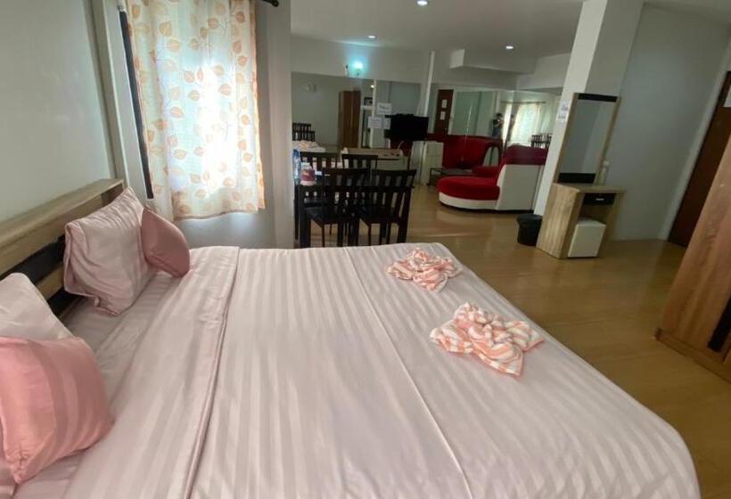 ファミリールーム, Alongkorn Hotel By Sb
