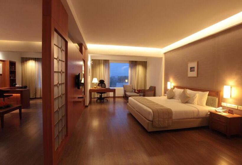 프레지덴셜 스위트, Monsoon Empress Kochi