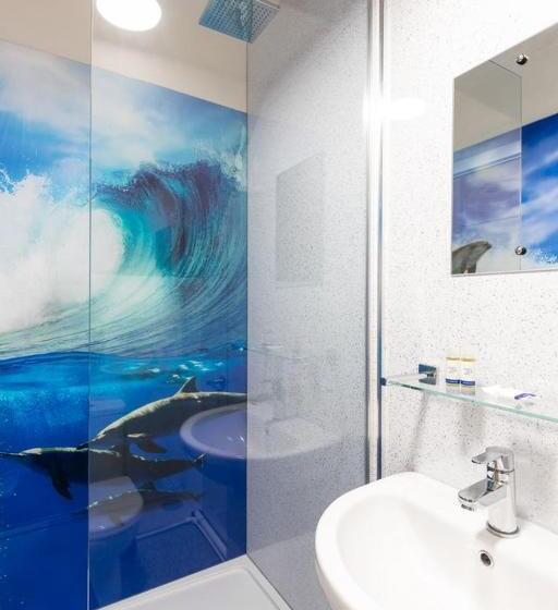 Номер Стандарт с Балконом, Silver Street Suites