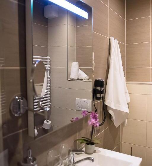 Люкс 2 Спальни, Medora Park   Hotel Medora