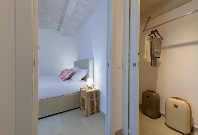 标准三人间, Le Maestranze Deluxe Rooms