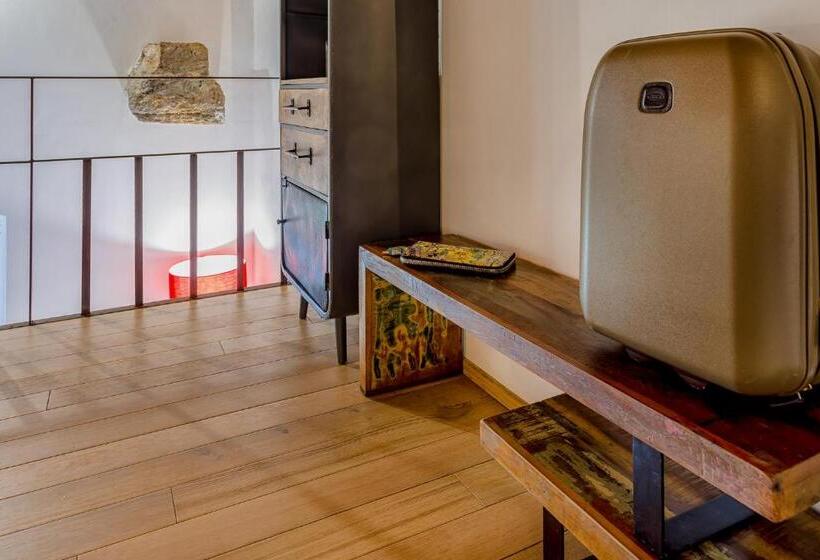 豪华海景房, Le Maestranze Deluxe Rooms