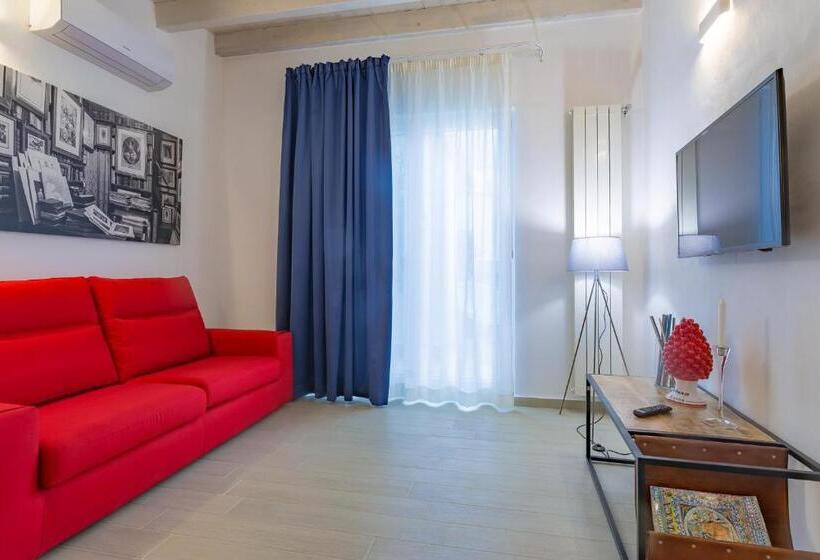 标准三人间, Le Maestranze Deluxe Rooms