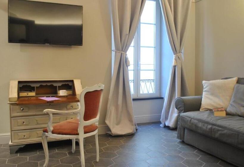Номер Стандарт Трехместный, Locanda San Tomaso Affittacamere