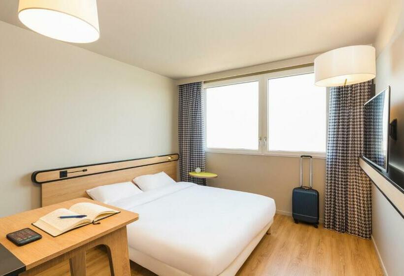 Номер Стандарт, Aparthotel Adagio Access Palaiseau Saclay