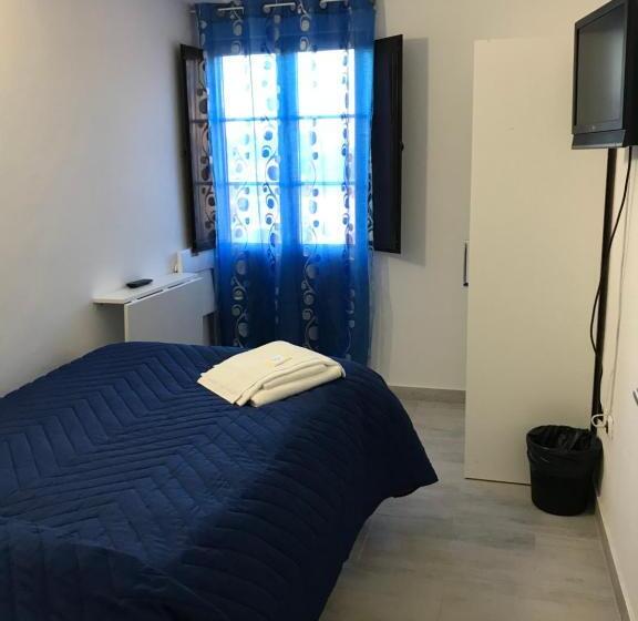 اتاق استاندارد یک تخته با بالکن, Nn Guest House