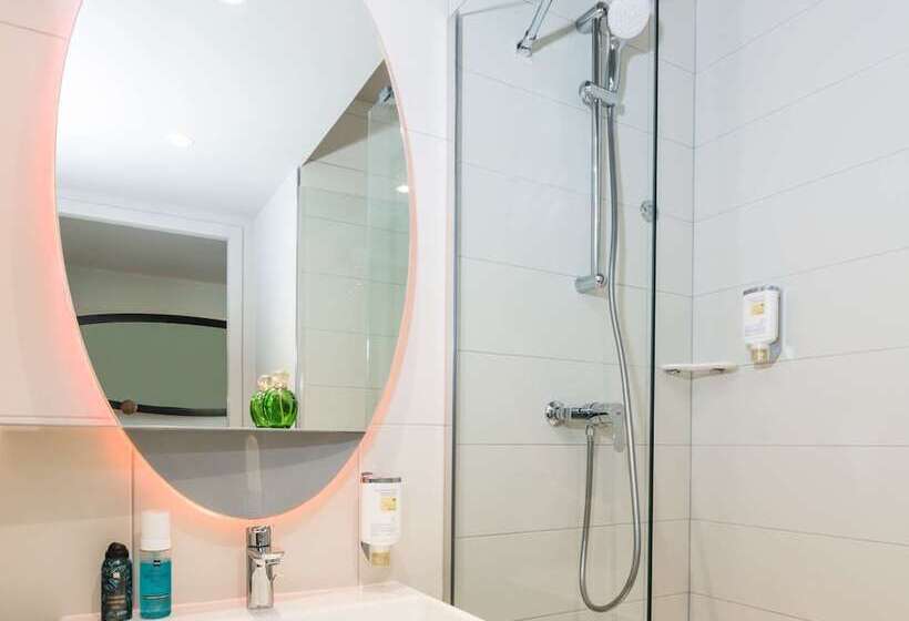 Студия Стандарт, Aparthotel Adagio Access Palaiseau Saclay