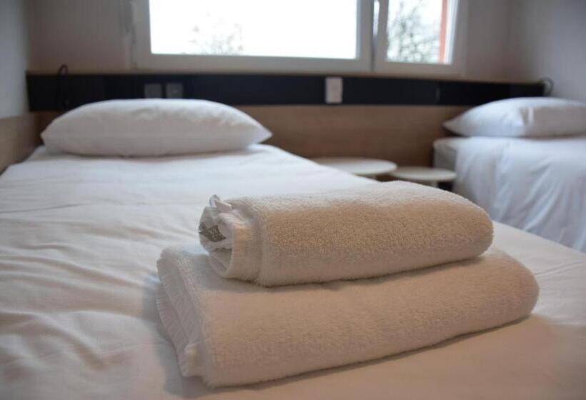 اتاق استاندارد, Accommodation Vitalis