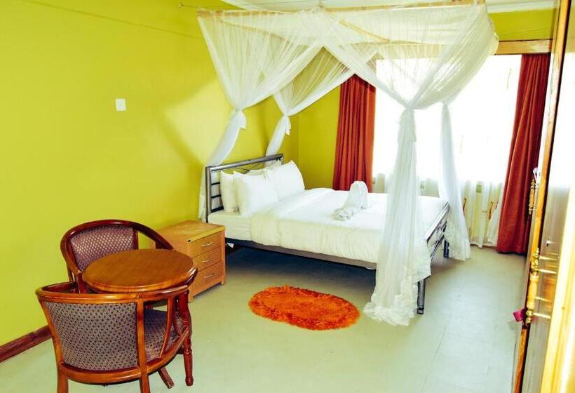 اتاق سوپریور, Wagon Wheel Hotel Eldoret
